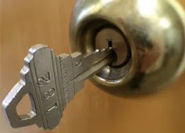 City Locksmith Store Country Club Hills, IL 708-401-1084 City Locksmith Store Country Club Hills, IL 708-401-1084 - 2-Lock-And-Key